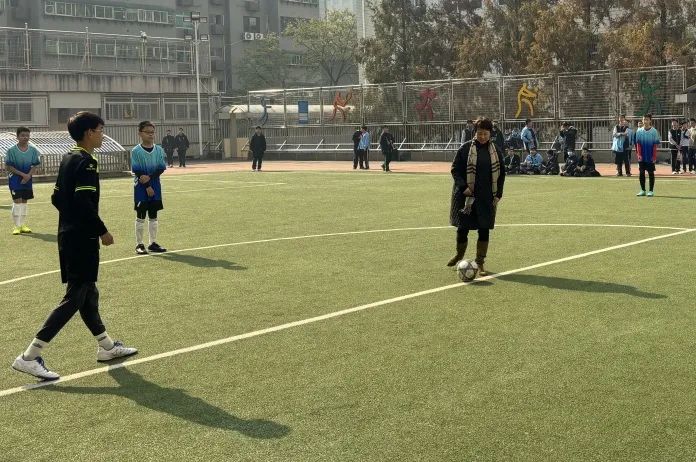 足球点燃激情，绿茵绽放梦想 | 西安交通大学附属中学兴庆校区初2025届足球联赛顺利开赛